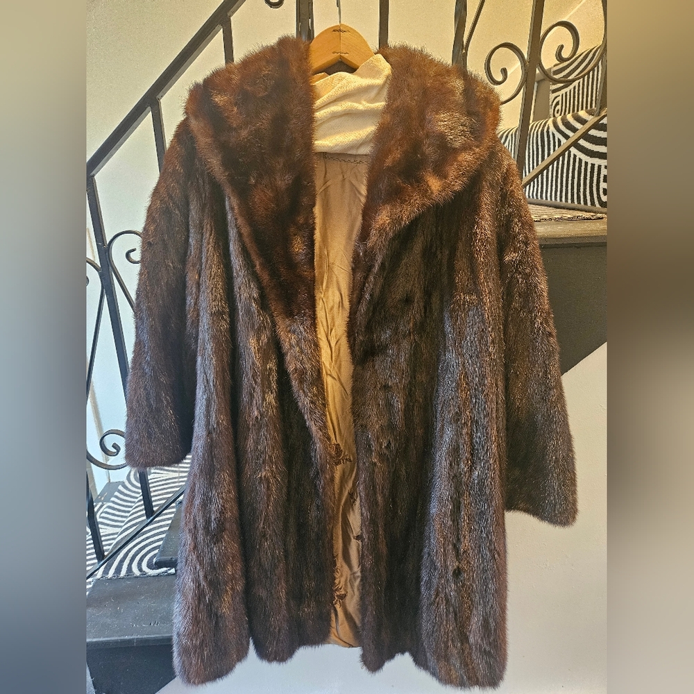 Jack Bornfriend Fur Jacket NEEDS REPAIR!!!